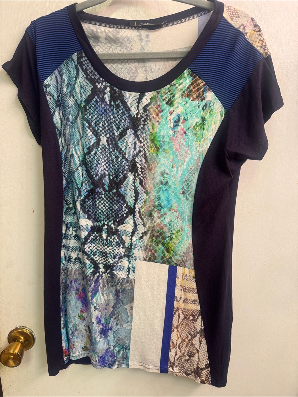 LIOR Women's Multicolor Snake-Print Short Sleeve Top